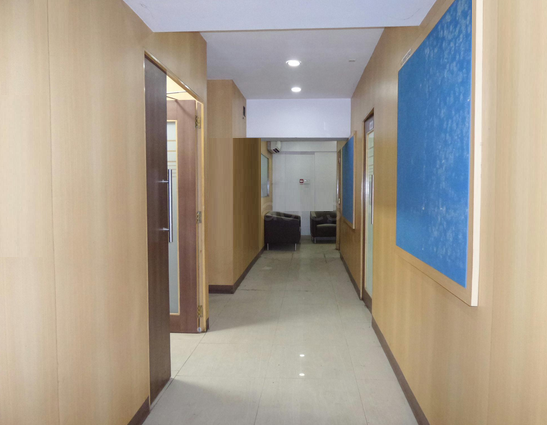 Commercial Office Space for Rent in Semi furnished office near Viviana Mall, , Thane-West, Mumbai
